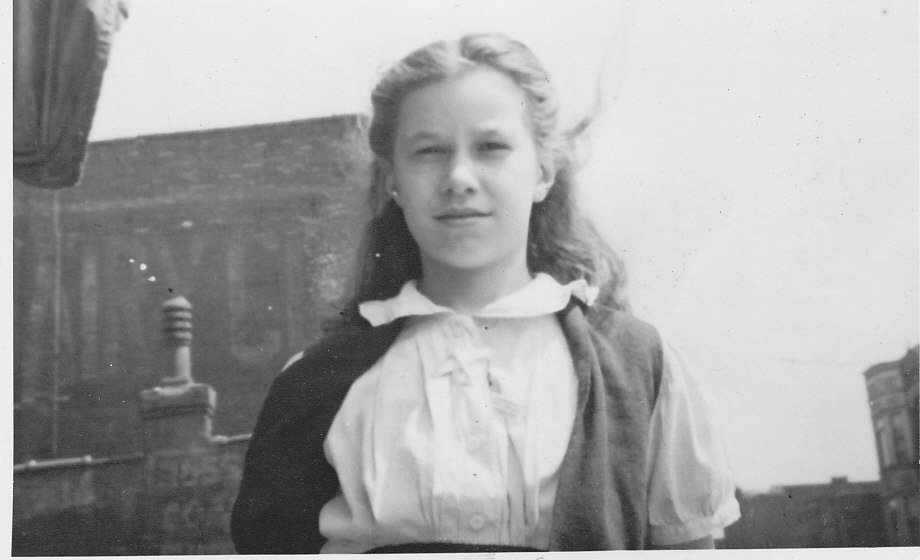 15 Corinne aprox 1943 - 